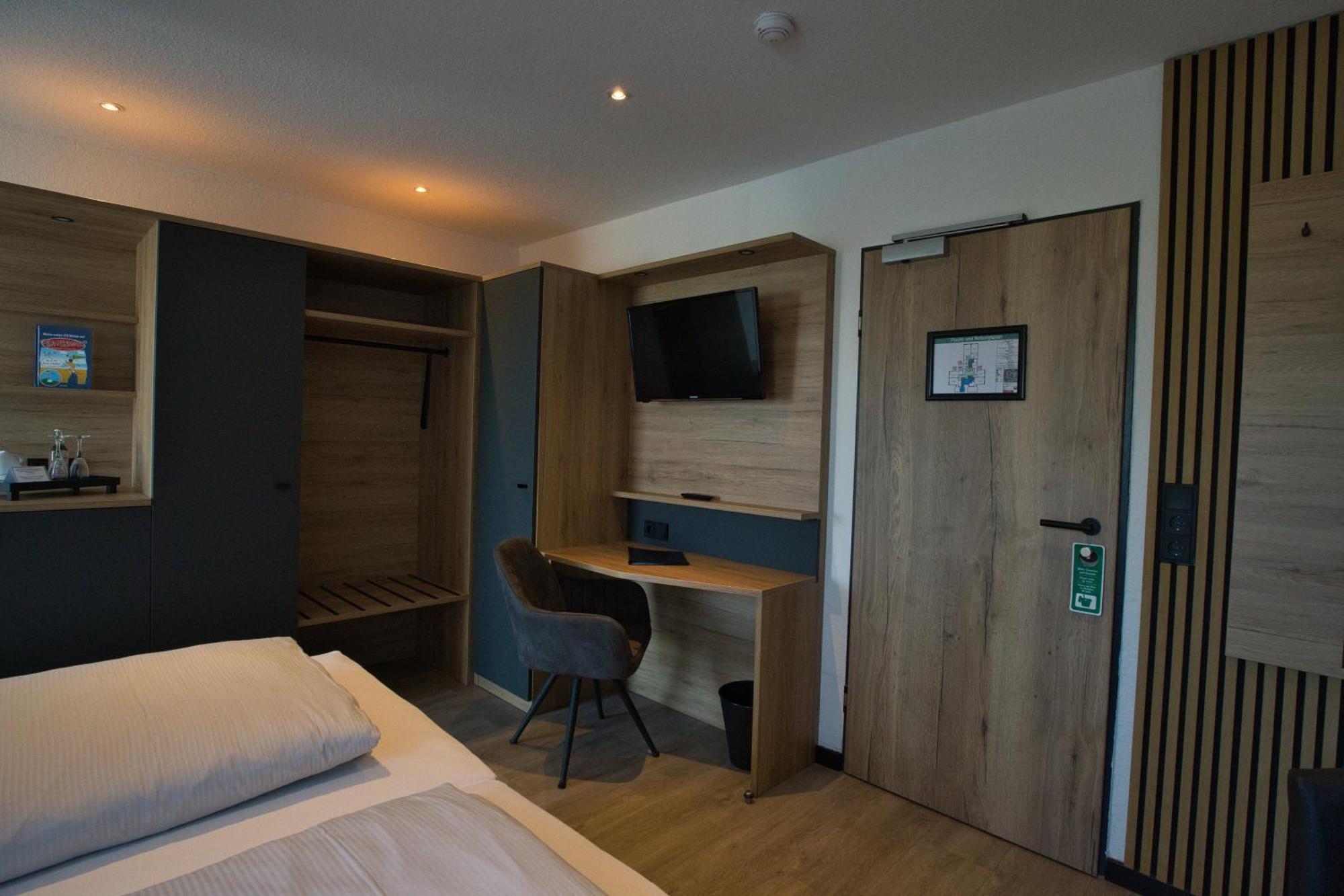 Meerzeit Strandhotel นอยฮาร์ลิงเงอซีล ภายนอก รูปภาพ